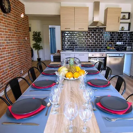 Climatise Gare Stcharles 4 Grand Balcon / Experience-immo Apartmán *